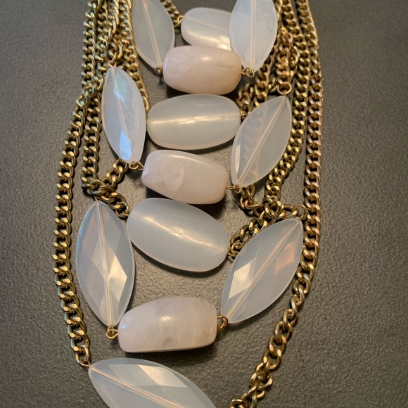 H&M | Bead + Chain Necklace - Picture 6 of 8